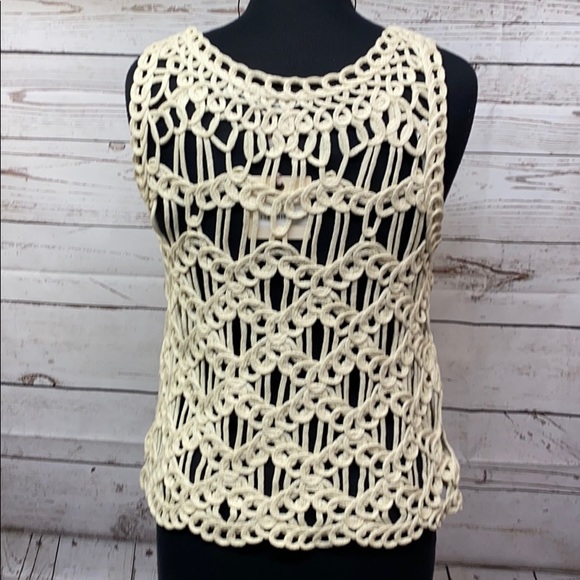 Blu Pepper Open Weave Blouse - Picture 4 of 5